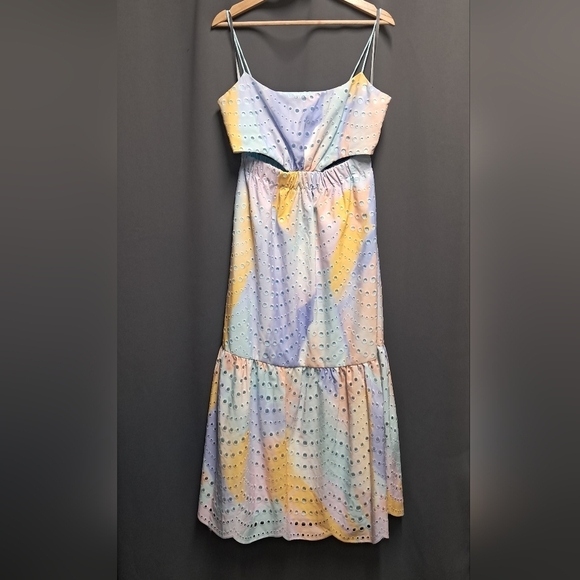 Monique Lhuillier Dresses & Skirts - NWT ML Monique Lhuillier Poplin Eyelet Cut Out Dress Size 8